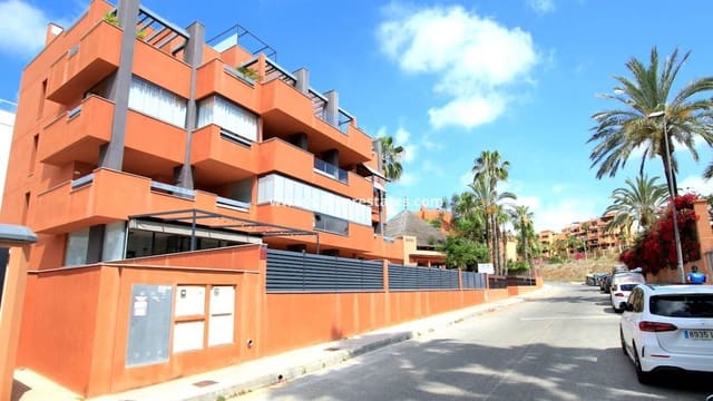 2 bedroom Apartment for sale in Villamartin, Orihuela with pool - € 285,000 (Ref: 9428151)