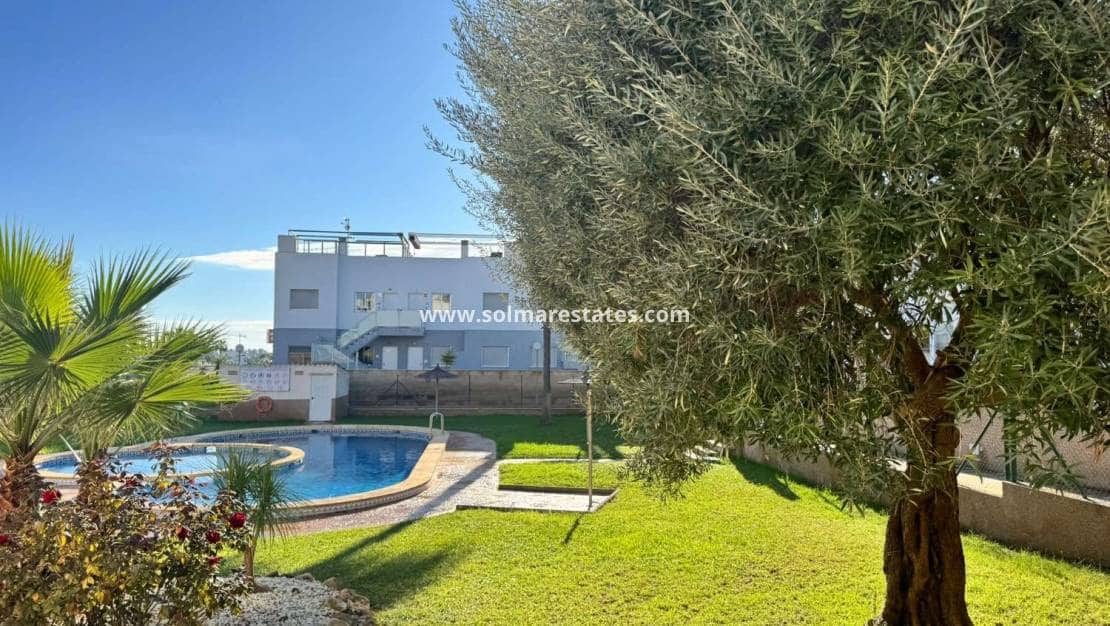 2 chambre Appartement à vendre à Orihuela Costa avec piscine - 159 000 € (Ref: 9432013)