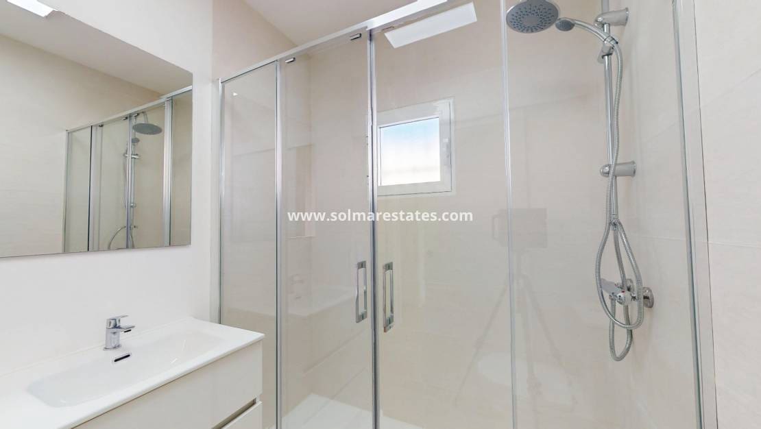 2 slaapkamer Bungalow te koop in Villamartin - € 199.000 (Ref: 9434655)