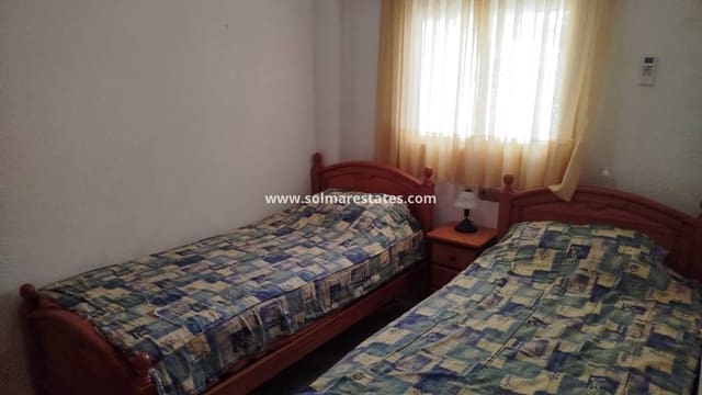 3 slaapkamer Villa te koop in La Zenia, Orihuela met zwembad - € 379.000 (Ref: 9438597)