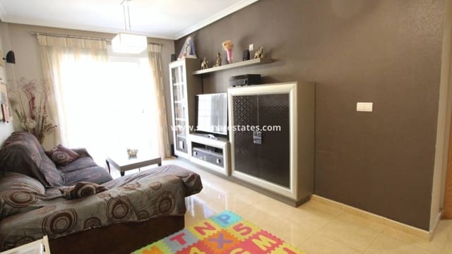 3 makuuhuone Huoneisto myytävänä paikassa Almoradí - 117 000 € (Ref: 9438598)