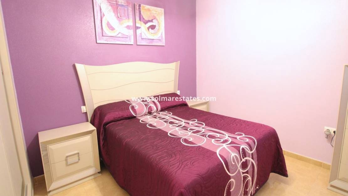 3 makuuhuone Huoneisto myytävänä paikassa Almoradi - 117 000 € (Ref: 9438598)