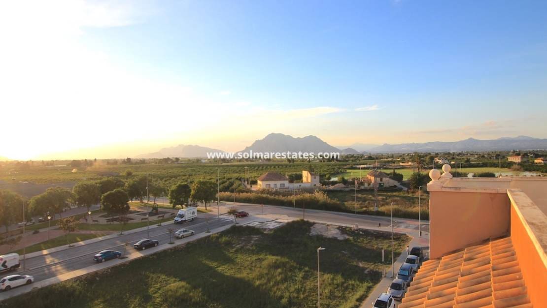 3 makuuhuone Huoneisto myytävänä paikassa Almoradi - 117 000 € (Ref: 9438598)