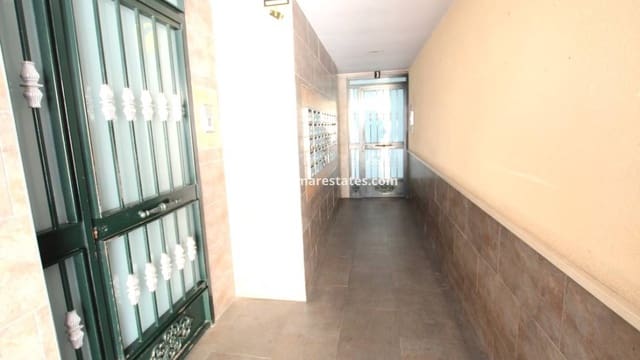 3 makuuhuone Huoneisto myytävänä paikassa Almoradí - 117 000 € (Ref: 9438598)