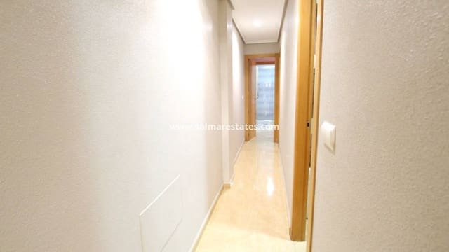 3 makuuhuone Huoneisto myytävänä paikassa Almoradí - 117 000 € (Ref: 9438598)