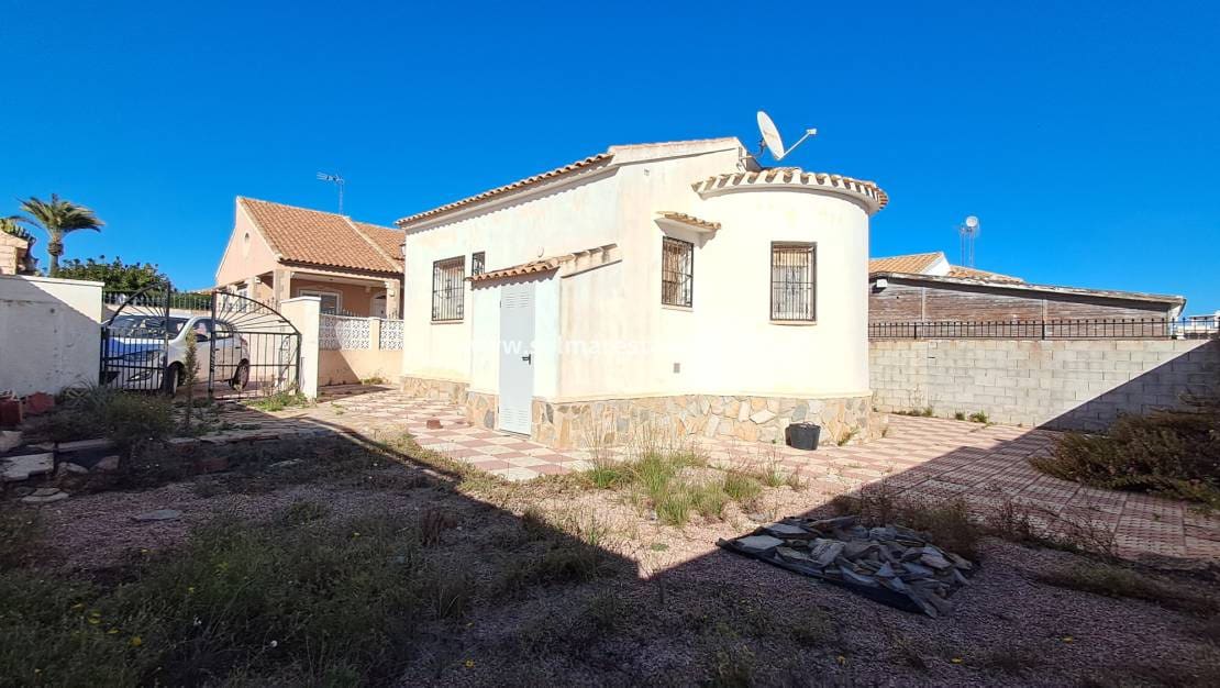 2 sypialnia Willa na sprzedaż w La Florida - 219 000 € (Ref: 9438599)