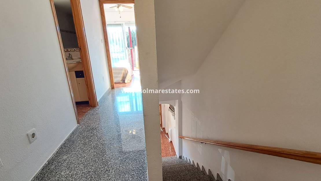 3 soverom Kjedet enebolig til salgs i La Zenia med svømmebasseng - € 210 000 (Ref: 9438601)