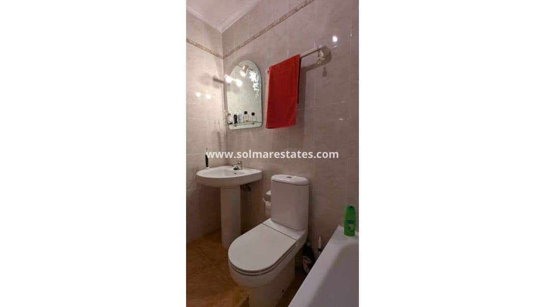 1 chambre Appartement à vendre à Playa Flamenca avec piscine - 125 000 € (Ref: 9438602)