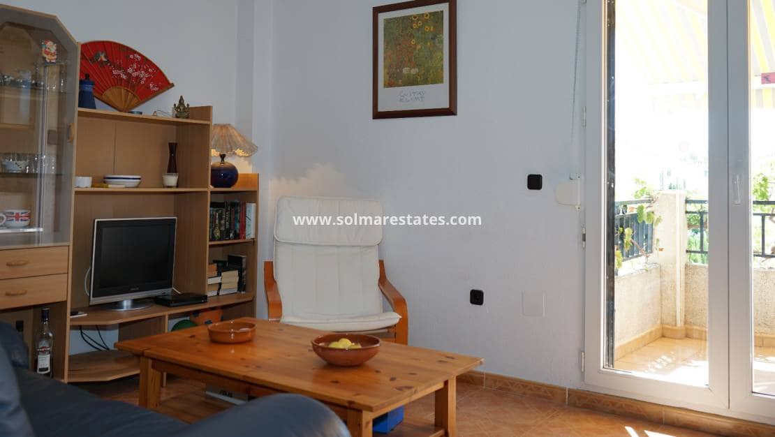 1 chambre Appartement à vendre à Playa Flamenca avec piscine - 125 000 € (Ref: 9438602)