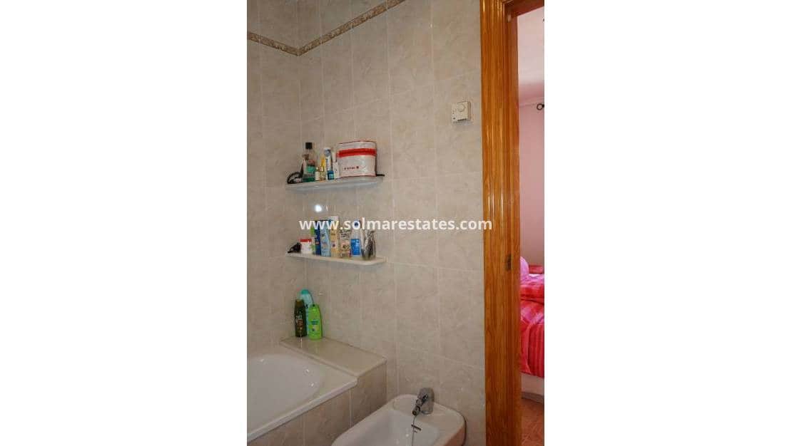 1 chambre Appartement à vendre à Playa Flamenca avec piscine - 125 000 € (Ref: 9438602)