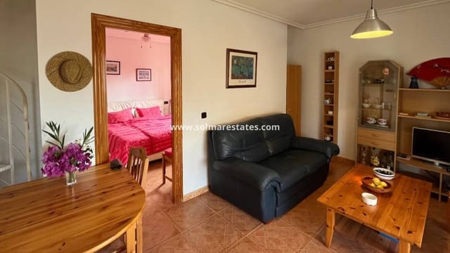 1 chambre Appartement à vendre à Playa Flamenca, Orihuela avec piscine - 125 000 € (Ref: 9438602)