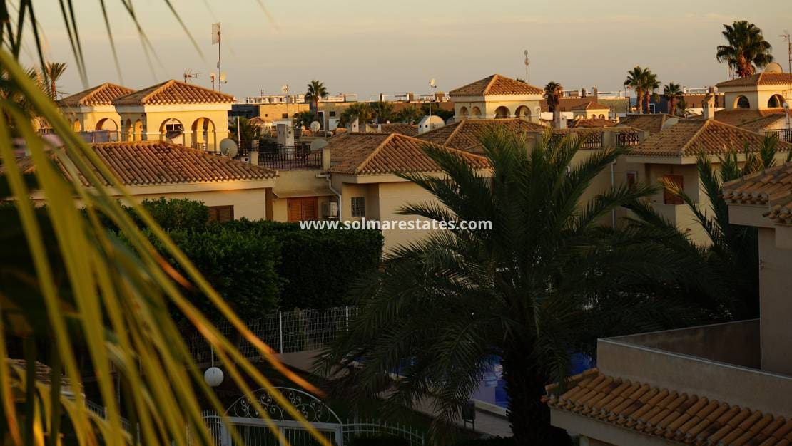 1 chambre Appartement à vendre à Playa Flamenca avec piscine - 125 000 € (Ref: 9438602)