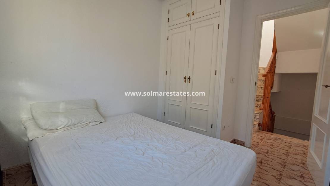 2 slaapkamer Huis te koop in Playa Flamenca met zwembad - € 219.000 (Ref: 9438603)