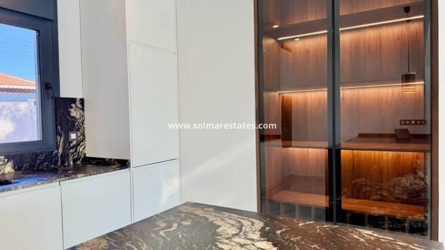 4 Zimmer Villa zu verkaufen in Ciudad Quesada, Rojales mit Pool - 799.000 € (Ref: 9441924)