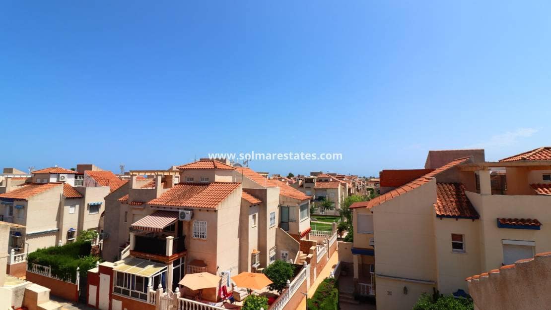 2 bedroom Apartment for sale in Playa Flamenca with pool - € 139,950 (Ref: 9442815)