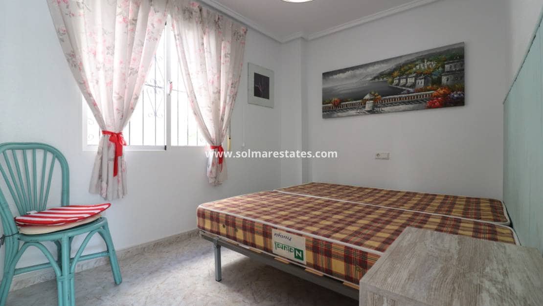 Chalet de 3 habitaciones en Ciudad Quesada en venta con piscina - 179.950 € (Ref: 9442816)