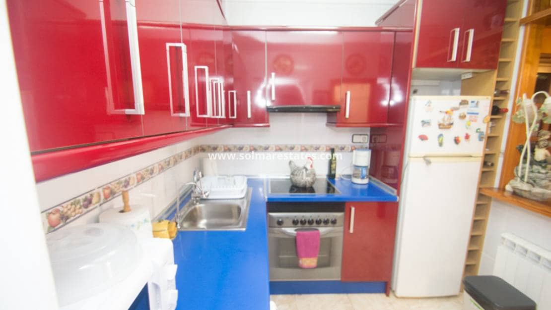 3 soveværelse Semi-Rækkehus til salg i Los Altos med swimmingpool - € 155.000 (Ref: 9449737)