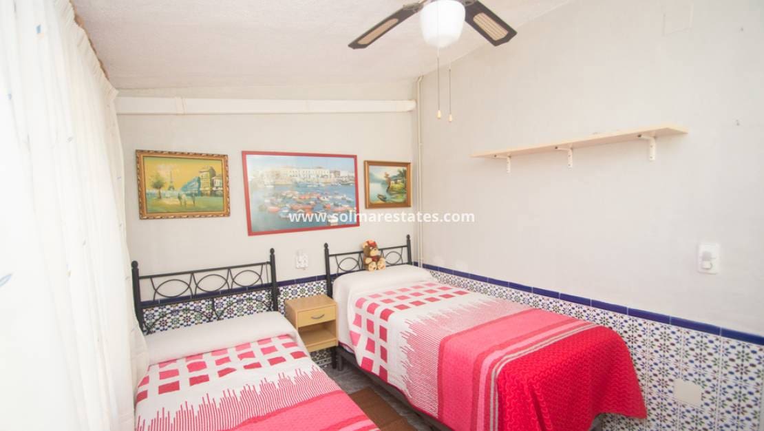 3 soveværelse Semi-Rækkehus til salg i Los Altos med swimmingpool - € 155.000 (Ref: 9449737)