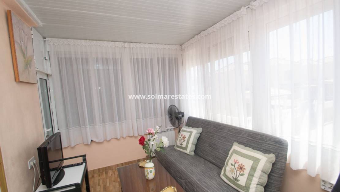 3 soveværelse Semi-Rækkehus til salg i Los Altos med swimmingpool - € 155.000 (Ref: 9449737)