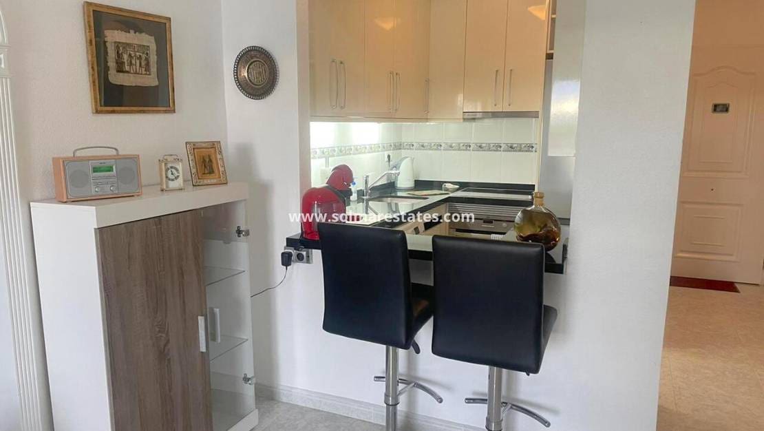 2 makuuhuone Huoneisto myytävänä paikassa Algorfa mukana uima-altaan - 147 000 € (Ref: 9449738)