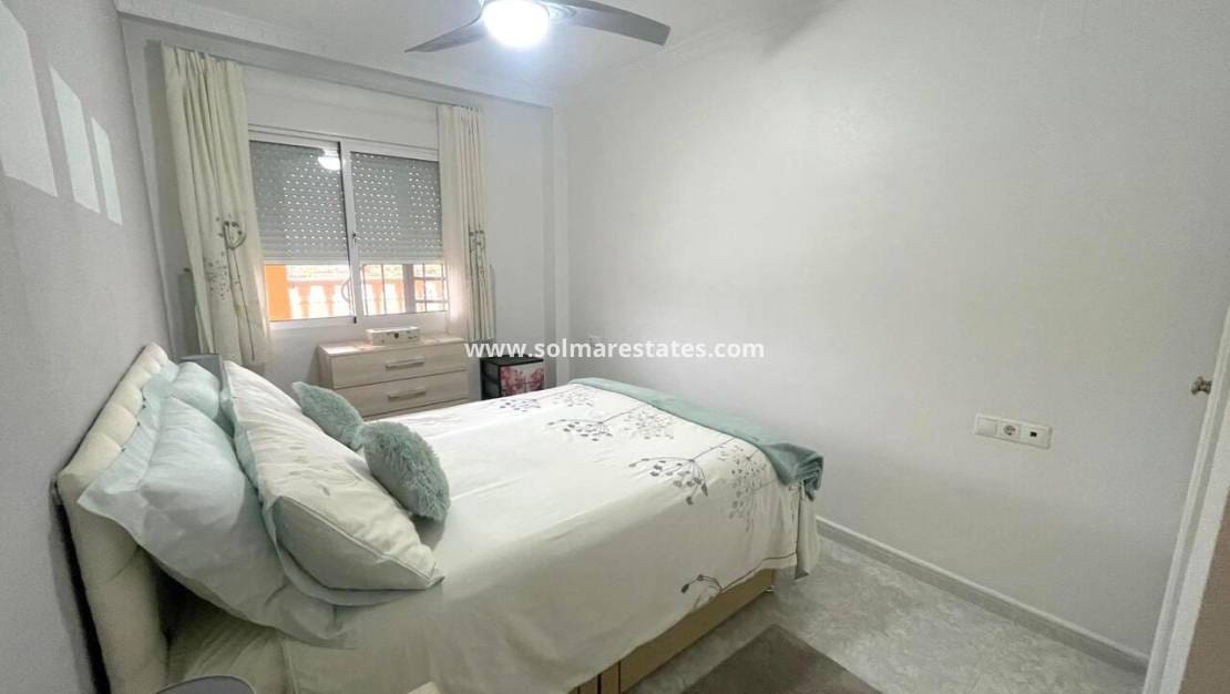 2 makuuhuone Huoneisto myytävänä paikassa Algorfa mukana uima-altaan - 147 000 € (Ref: 9449738)