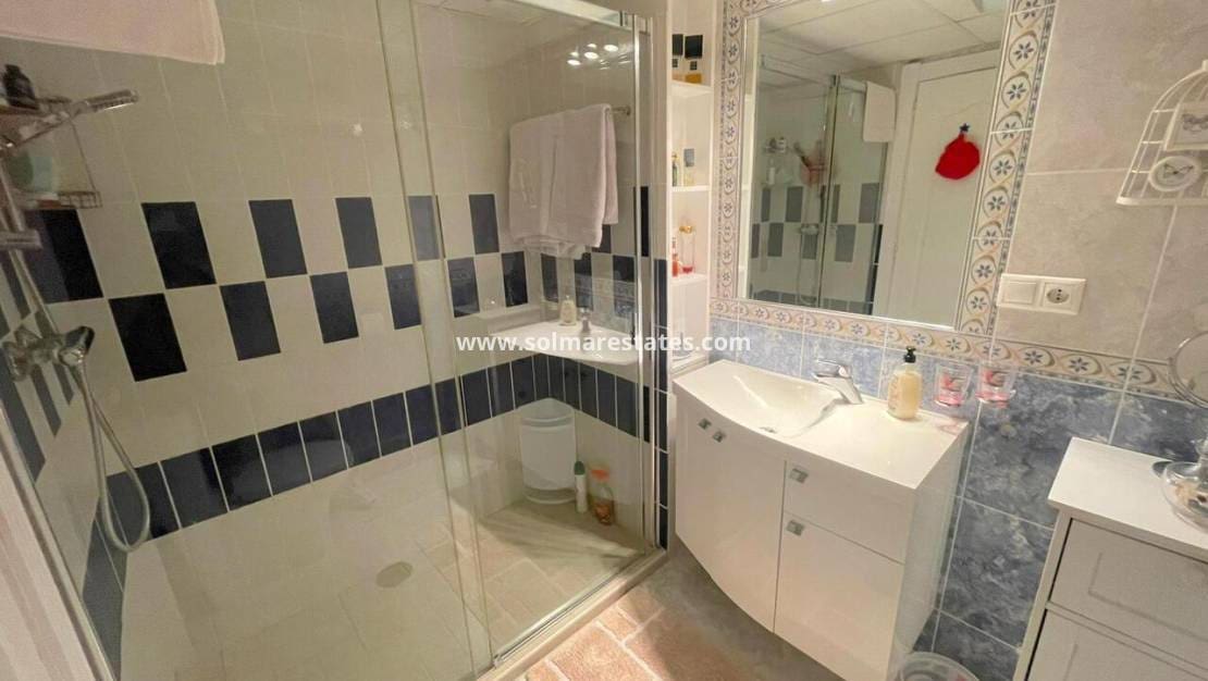 2 makuuhuone Huoneisto myytävänä paikassa Algorfa mukana uima-altaan - 147 000 € (Ref: 9449738)