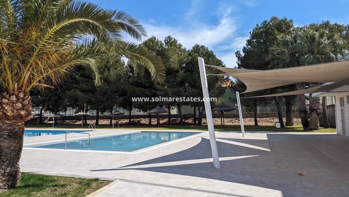 2 makuuhuone Huoneisto myytävänä paikassa Algorfa mukana uima-altaan - 147 000 € (Ref: 9449738)