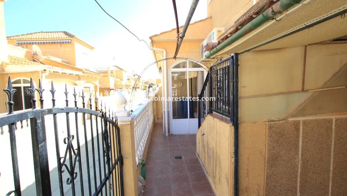 2 bedroom Bungalow for sale in Los Balcones with pool - € 135,000 (Ref: 9449739)