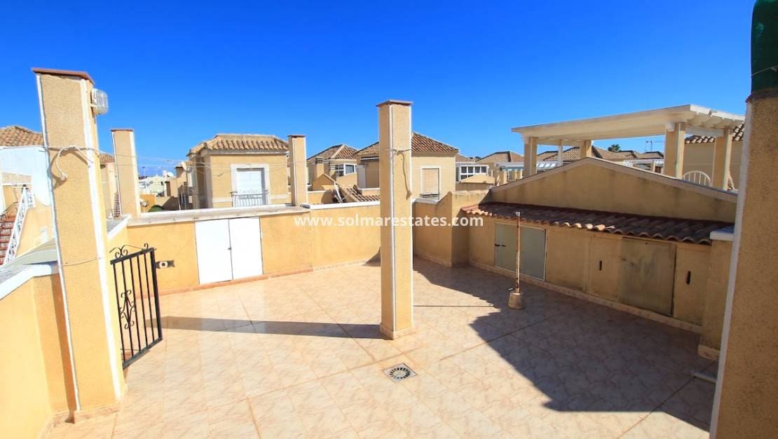 Bungalow de 2 habitaciones en Los Balcones en venta con piscina - 135.000 € (Ref: 9449739)