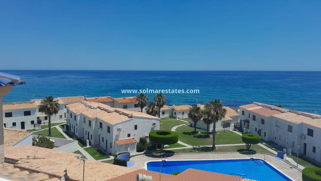 1 Zimmer Apartment zu verkaufen in Playa Flamenca mit Pool - 269.500 € (Ref: 9449741)
