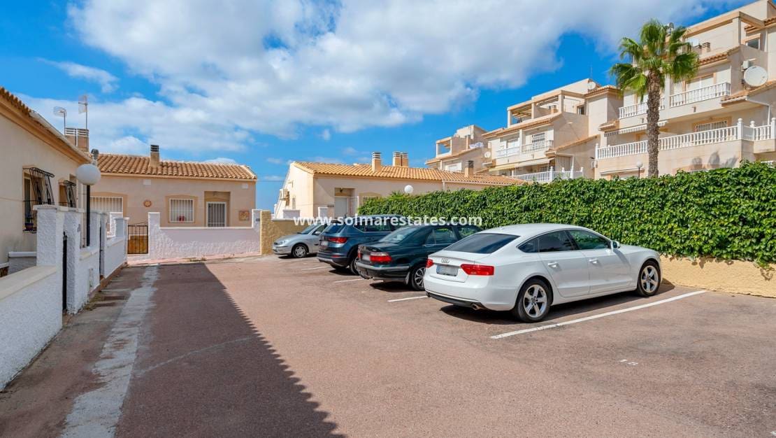 2 chambre Maison de Ville à vendre à Ciudad Quesada avec piscine - 195 000 € (Ref: 9449742)