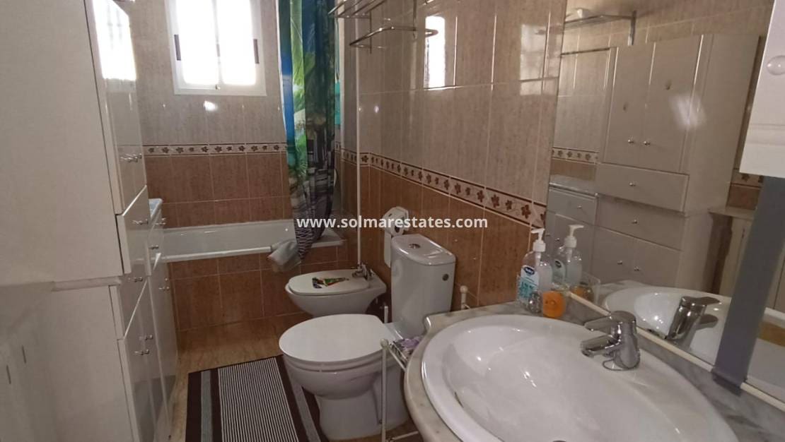 2 bedroom Townhouse for sale in Playa Flamenca with pool - € 185,000 (Ref: 9449744)