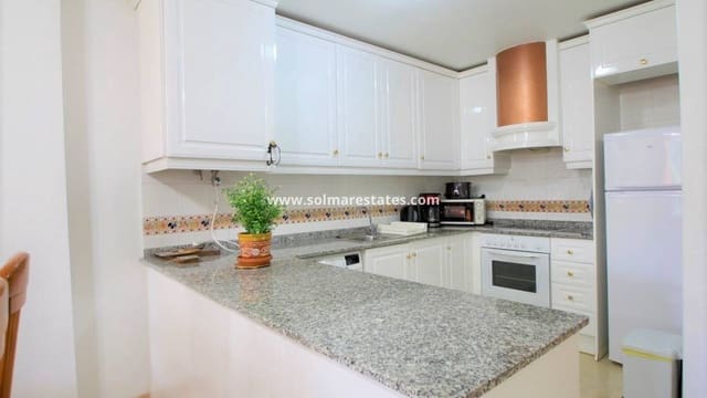 2 soverom Leilighet til salgs i Villamartin, Orihuela med svømmebasseng - € 199 000 (Ref: 9449745)