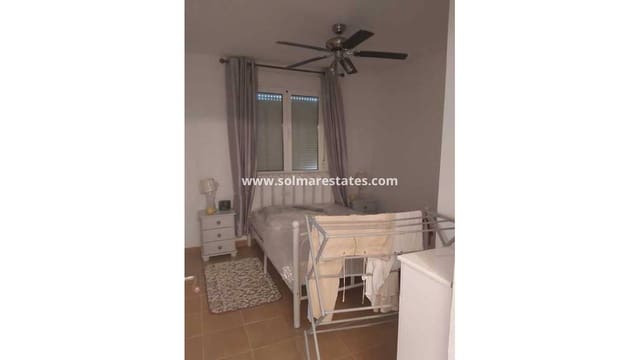 3 makuuhuone Omakotitalo myytävänä paikassa Villamartin, Orihuela mukana uima-altaan - 175 000 € (Ref: 9449747)