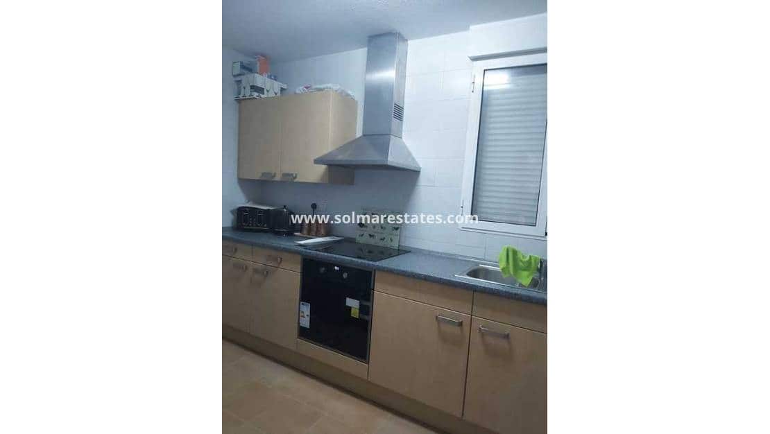 3 makuuhuone Omakotitalo myytävänä paikassa Villamartin mukana uima-altaan - 175 000 € (Ref: 9449747)