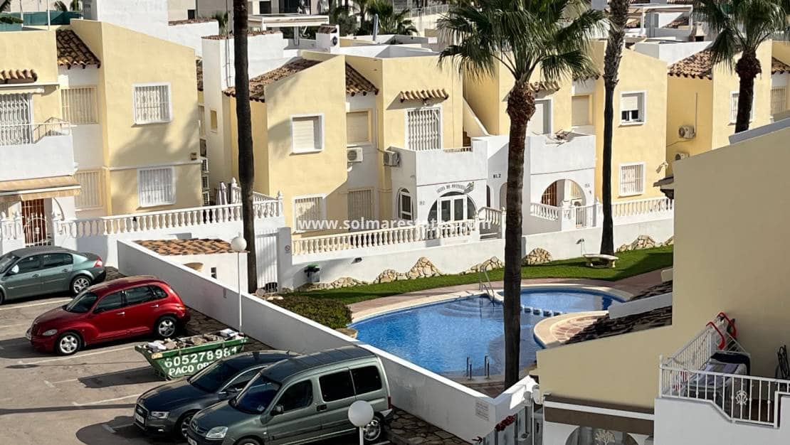 3 bedroom Townhouse for sale in Villamartin with pool - € 175,000 (Ref: 9449747)