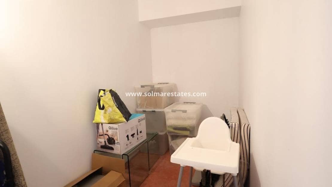 2 slaapkamer Appartement te koop in La Zenia met zwembad - € 279.500 (Ref: 9451503)