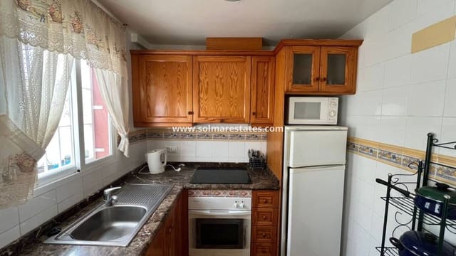 Pareado de 2 habitaciones en Cabo Roig, Orihuela en venta con piscina - 160.000 € (Ref: 9451505)