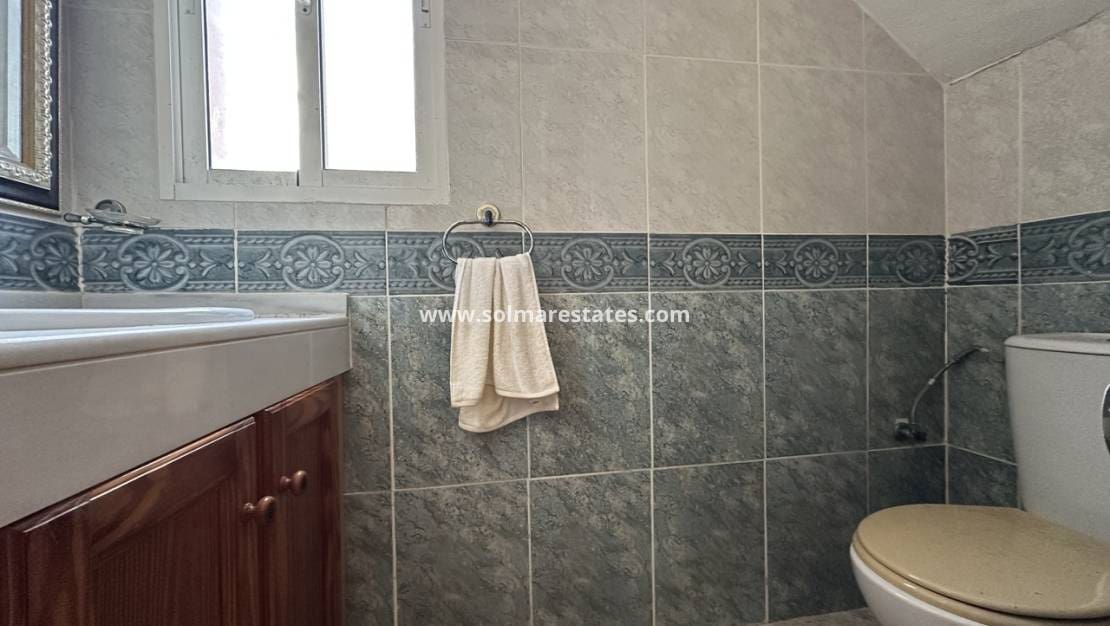 2 bedroom Semi-detached Villa for sale in Cabo Roig with pool - € 160,000 (Ref: 9451505)