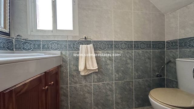 2 bedroom Semi-detached Villa for sale in Cabo Roig, Orihuela with pool - € 160,000 (Ref: 9451505)