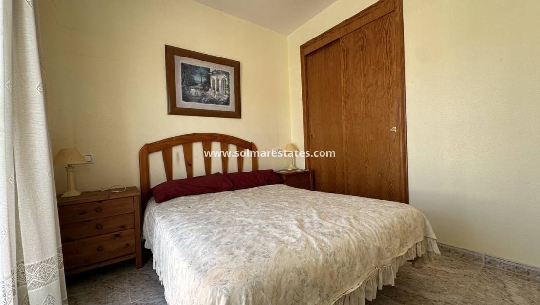 2 bedroom Semi-detached Villa for sale in Cabo Roig with pool - € 160,000 (Ref: 9451505)