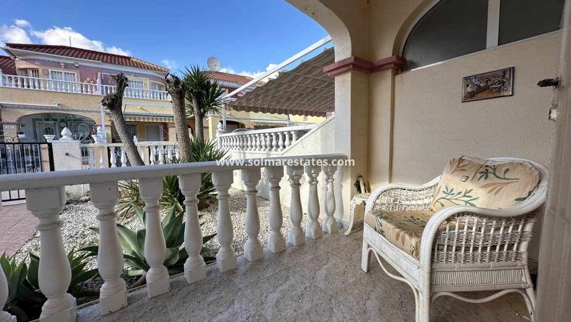 2 bedroom Semi-detached Villa for sale in Cabo Roig with pool - € 160,000 (Ref: 9451505)