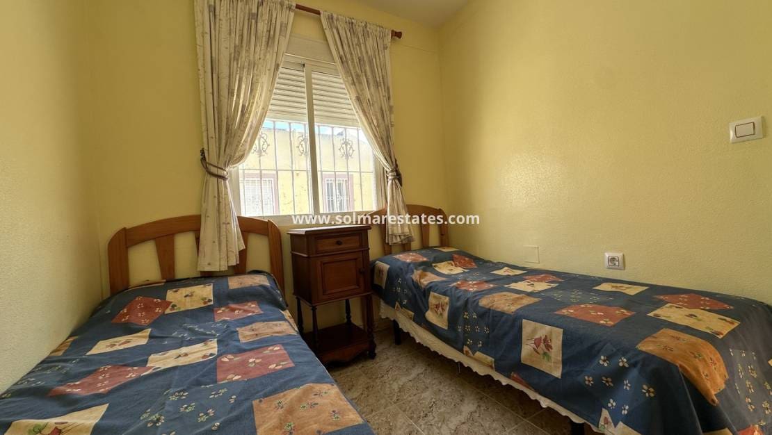 2 bedroom Semi-detached Villa for sale in Cabo Roig with pool - € 160,000 (Ref: 9451505)