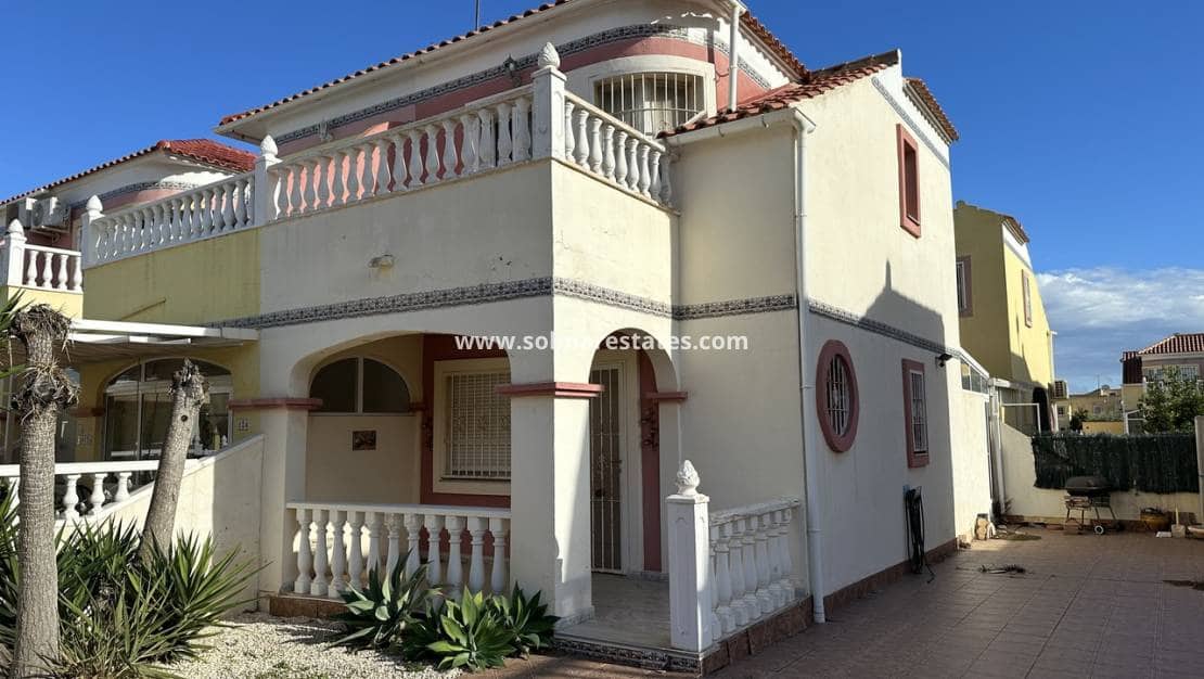 2 bedroom Semi-detached Villa for sale in Cabo Roig with pool - € 160,000 (Ref: 9451505)