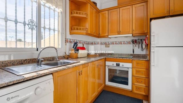 4 sypialnia Willa na sprzedaż w Playa Flamenca, Orihuela z basenem - 315 000 € (Ref: 9459469)