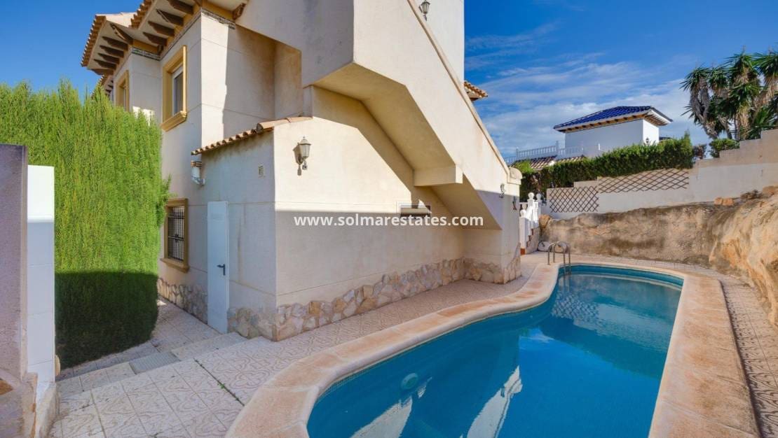 4 sypialnia Willa na sprzedaż w Playa Flamenca z basenem - 315 000 € (Ref: 9459469)