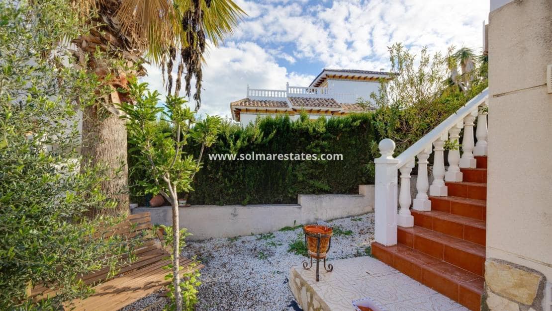 4 sypialnia Willa na sprzedaż w Playa Flamenca z basenem - 315 000 € (Ref: 9459469)