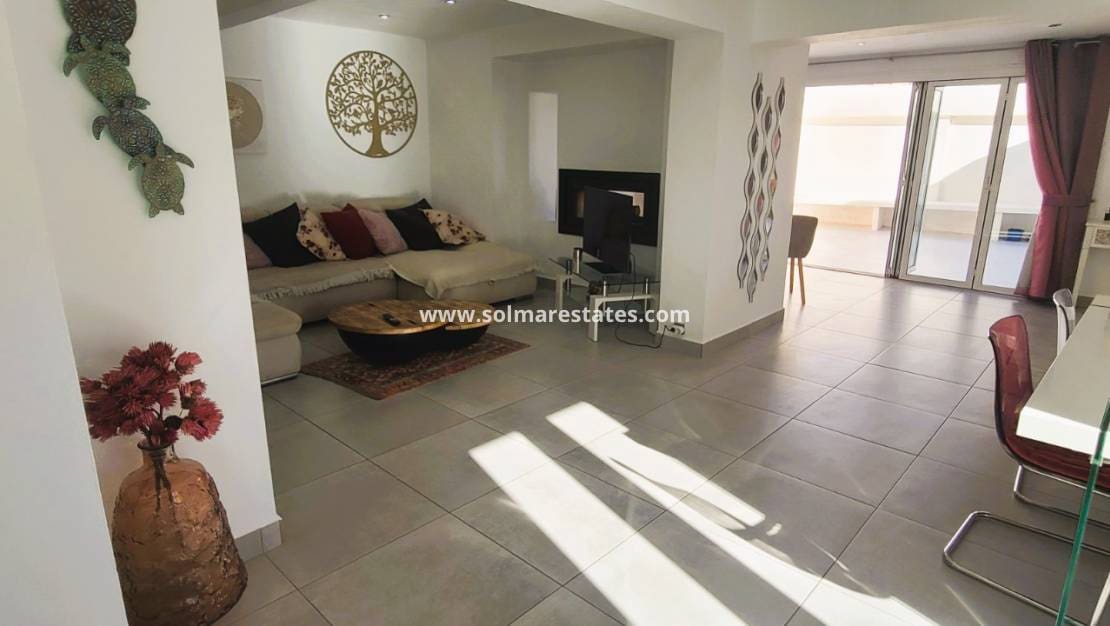 Chalet de 4 habitaciones en Los Balcones en venta con piscina - 535.000 € (Ref: 9462672)