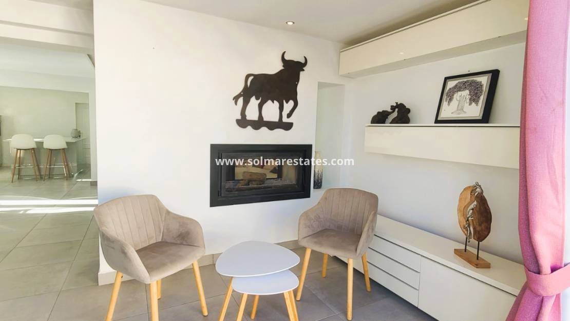 Chalet de 4 habitaciones en Los Balcones en venta con piscina - 535.000 € (Ref: 9462672)