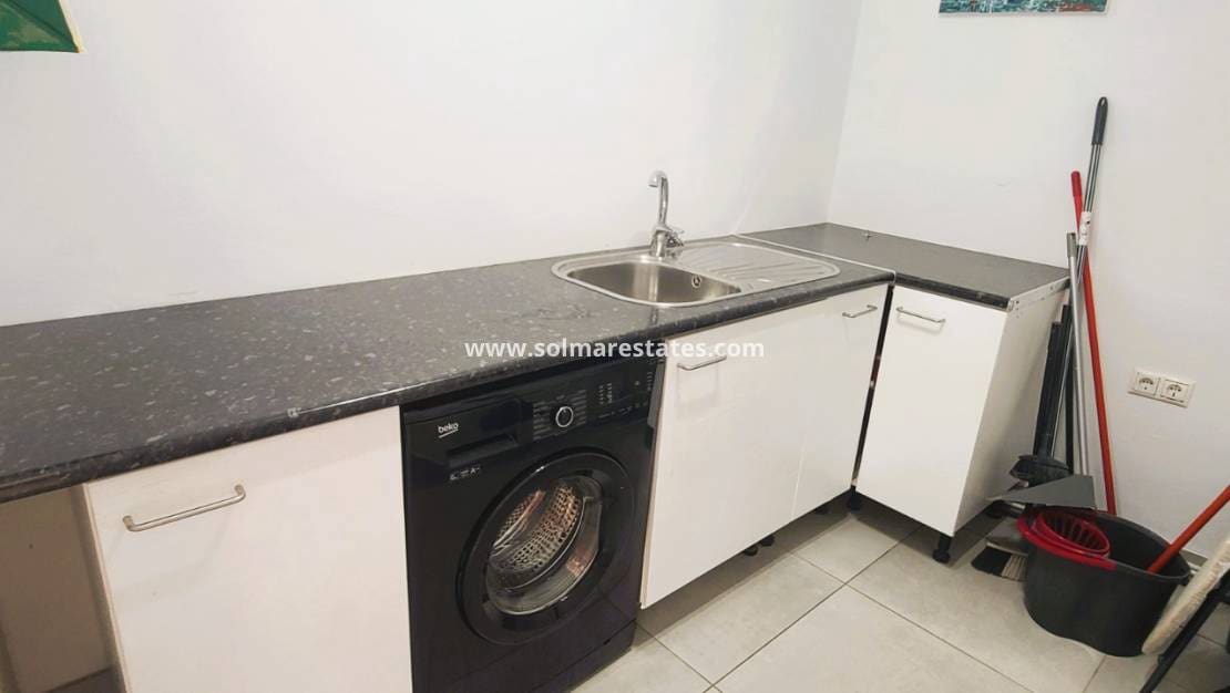 Chalet de 4 habitaciones en Los Balcones en venta con piscina - 535.000 € (Ref: 9462672)